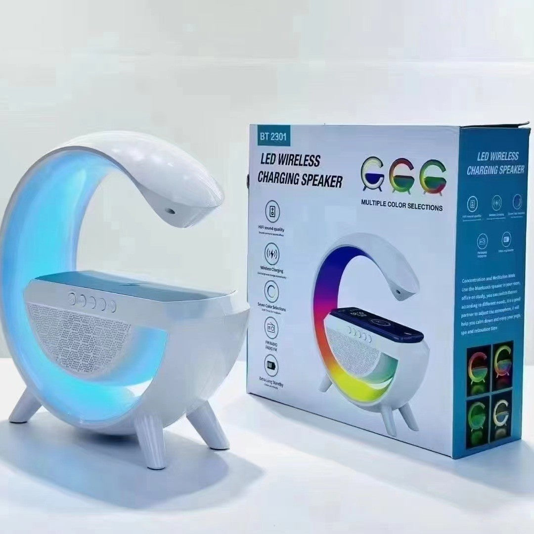 Pametna RGB lampa sa zvučnikom i bežičnim punjačem