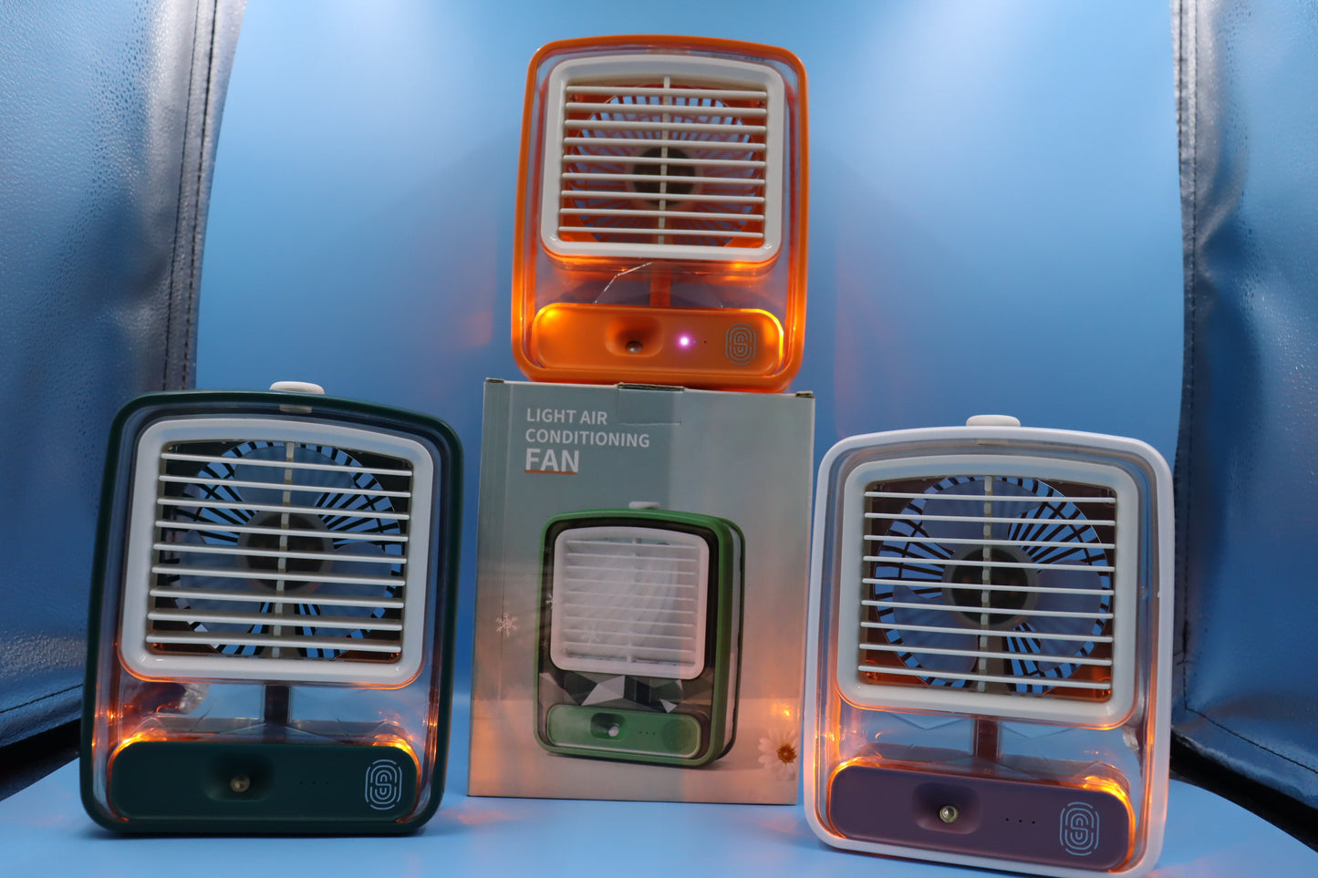 Mini ventilator sa raspršivačem magle